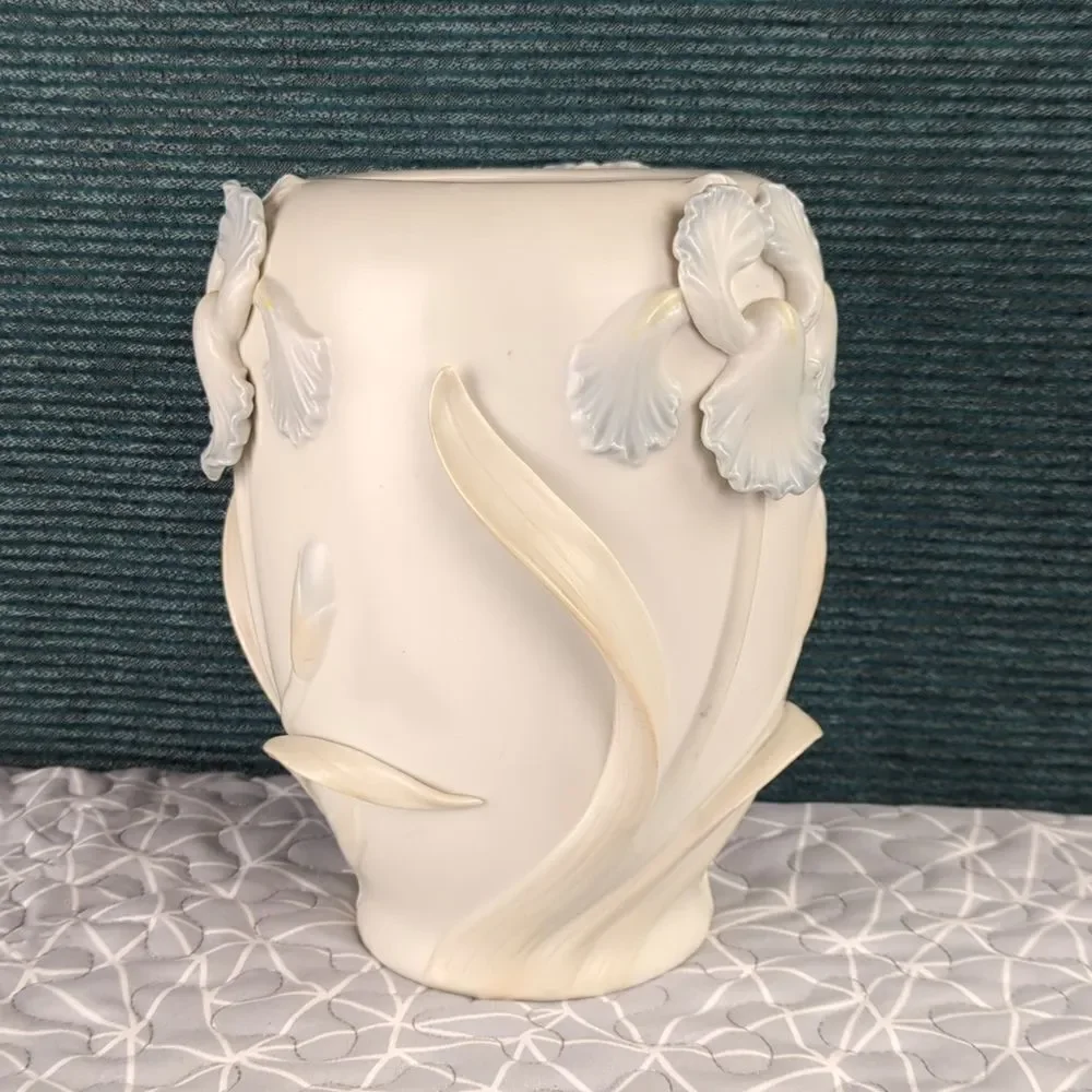 Vintage Fitz & Floyd 3-D Blue Iris Ceramic Vase, Marked F. F. 1982